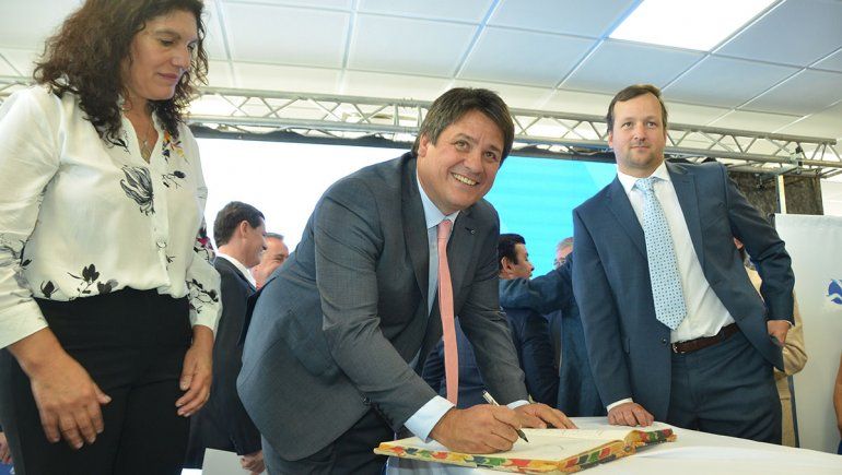 Gaido gobernará la ciudad desde su oficina del oeste