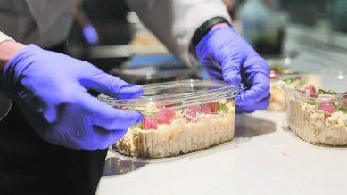 En nuestro país, el 3 de abril se conmemora el Día del Personal de Casas Particulares. En nuestro país, el 3 de abril se conmemora el Día del Personal de Casas Particulares.