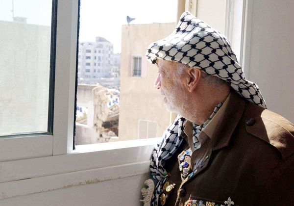 Confirman que Arafat murió por causa natural y no envenenado