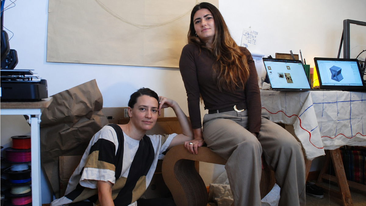 Dos hermanas neuquinas transforman el cartón en muebles de diseño inspirados en la Patagonia