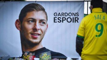 el gobierno britanico reanudara la busqueda del avion de sala el gobierno britanico reanudara la busqueda del avion de sala