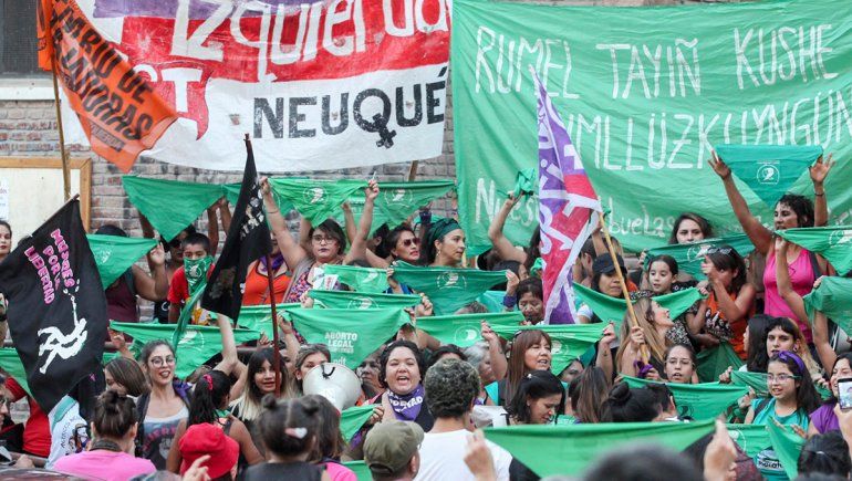 Hoy paran y marchan las mujeres de Neuquén