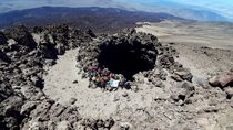 organizan una excursion exclusiva para descubrir un crater del tromen