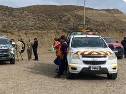 La Policía de Caleta Olivia investiga el caso. La Policía de Caleta Olivia investiga el caso.