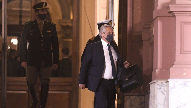 Terminó la reunión en Casa Rosada y se aguardan definiciones