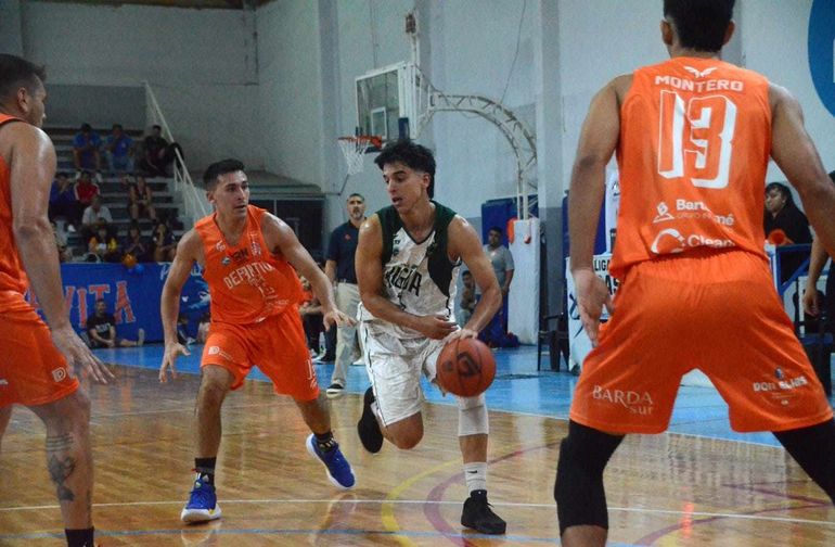 Biguá le ganó al Depo y sigue puntero. Foto: gentileza Gino Avoledo Biguá le ganó al Depo y sigue puntero. Foto: gentileza Gino Avoledo