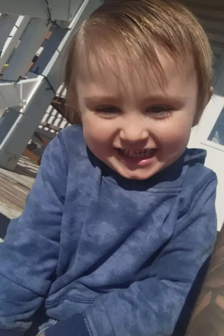 El nene permaneció El nene permaneció