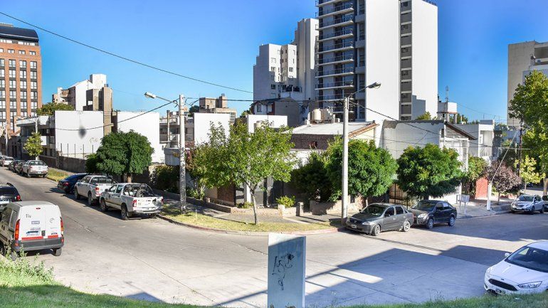 Motochorros asaltaron a tres mujeres en media hora