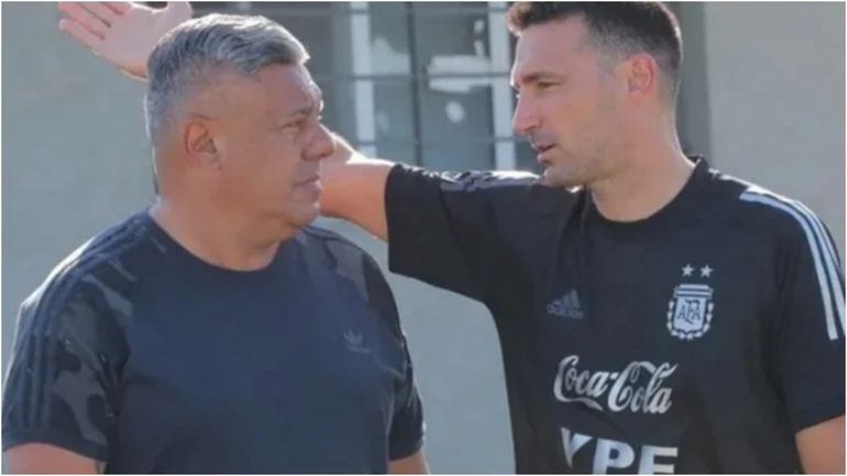 Chiqui Tapia y Scaloni Chiqui Tapia y Scaloni