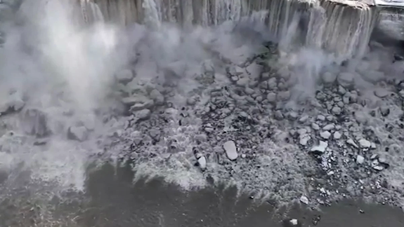 Las Cataratas del Niágara congeladas: video del maravilloso espectáculo