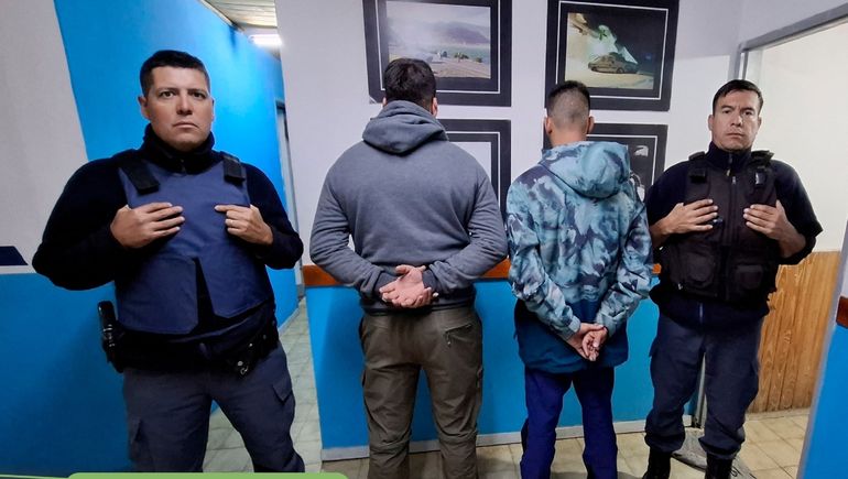Robo impensado en Caviahue: usando un inhibidor, le sacaron casi $200 mil a un turista