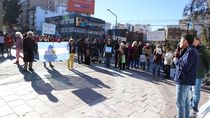 en 11 fotos y video, asi se vivio en neuquen la marcha en apoyo a cristina kirchner