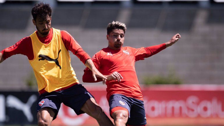 El plantel del Rojo canceló las medidas de fuerza y entrenó