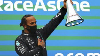 El campeonato de la Fórmula 1 continúa con Lewis Hamilton al frente tras la tercera fecha disputada en Hungría. El campeonato de la Fórmula 1 continúa con Lewis Hamilton al frente tras la tercera fecha disputada en Hungría.