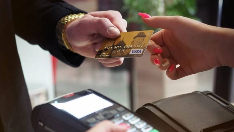 Sube el consumo con tarjetas de crédito en julio