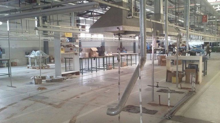 Protesta de trabajadoras en una fábrica en Parque Industrial