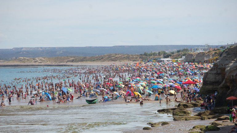 Con 37° de máxima en Las Grutas