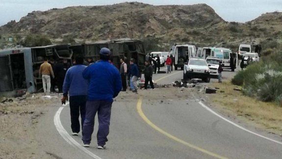 Sobrevivientes del trágico accidente en Mendoza: El chofer aceleró al final como si quisiera suicidarse