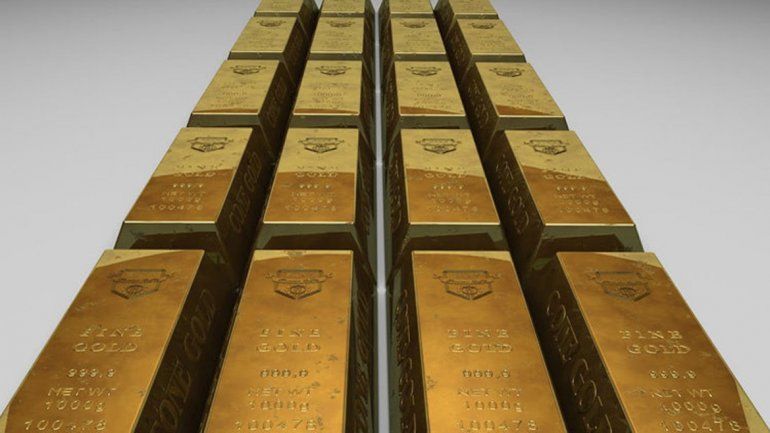 Un contrabandista llevaba un kilo de oro en el recto