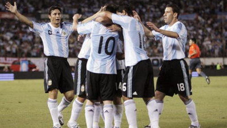 Un ex delantero de la Selección Argentina vuelve al fútbol.