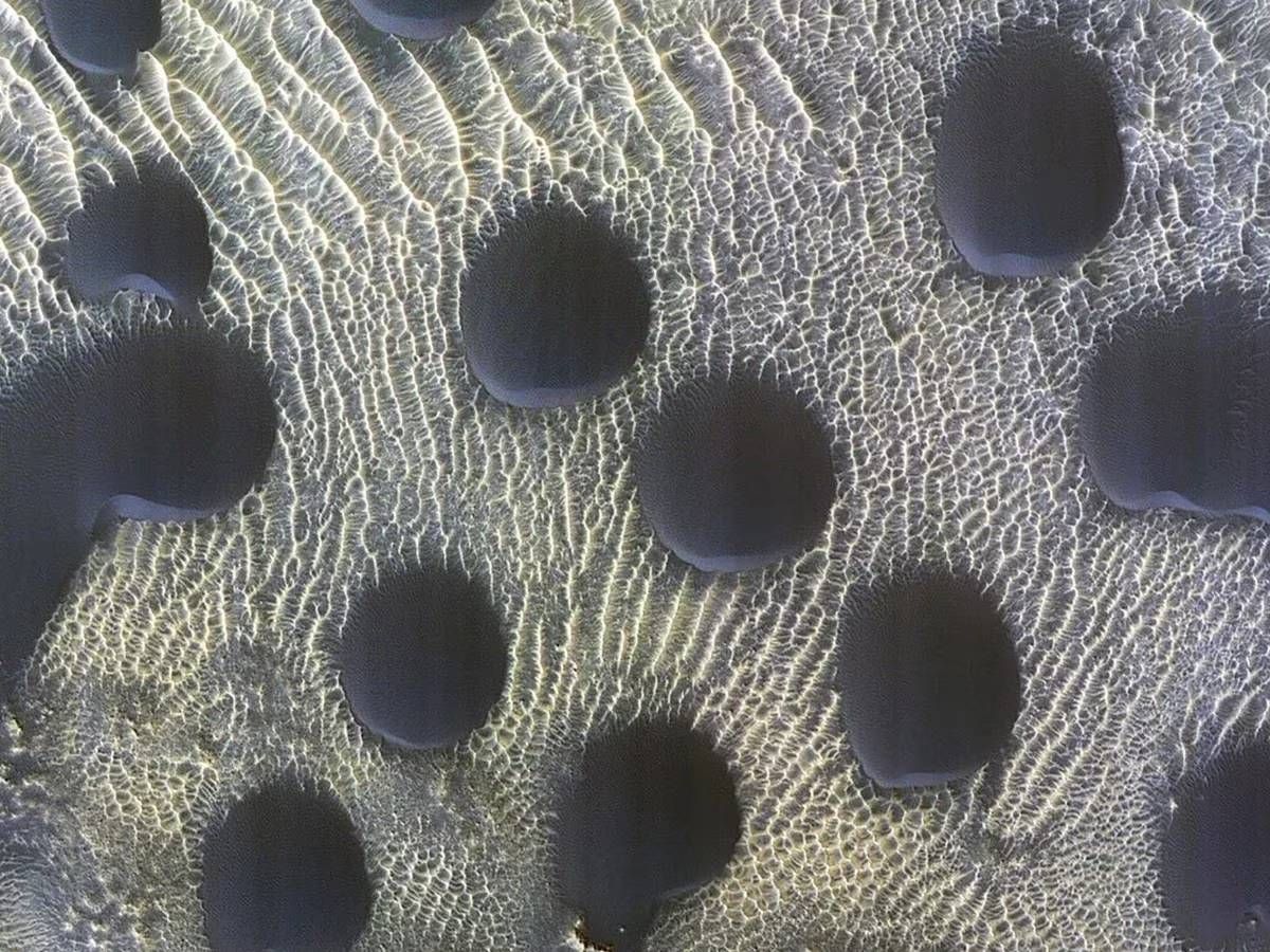 La NASA detectó extraños círculos en Marte: ¿De qué se trata el fenómeno?