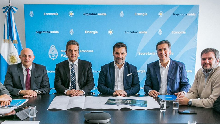 Se dilata la salida de Martínez por la falta de reemplazo