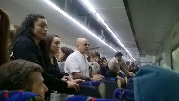 Los trenes a tope reflotan la idea de extender el recorrido