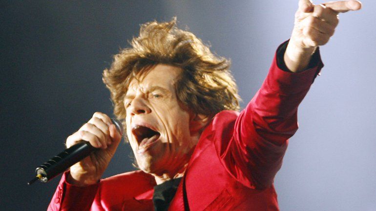 Es la primera vez que la banda se presenta en el Estadio Único. River Plate fue el escenario elegido para sus anteriores giras