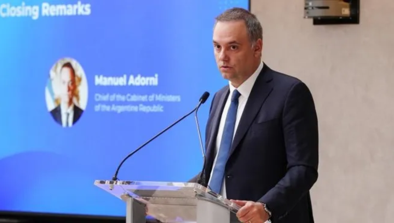 Manuel Adorni sigue en el ojo de la tormenta. Manuel Adorni sigue en el ojo de la tormenta.