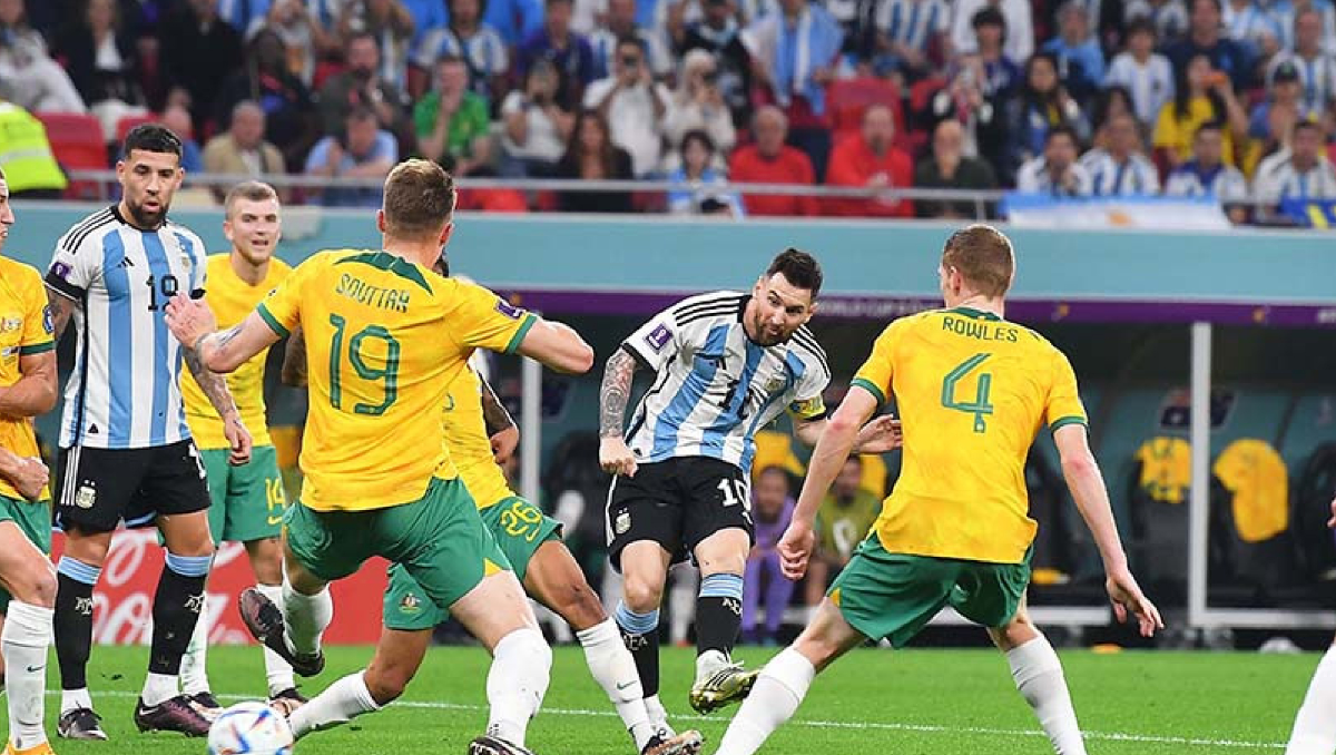El golazo de Messi para abrir un partido cerrado ante Australia