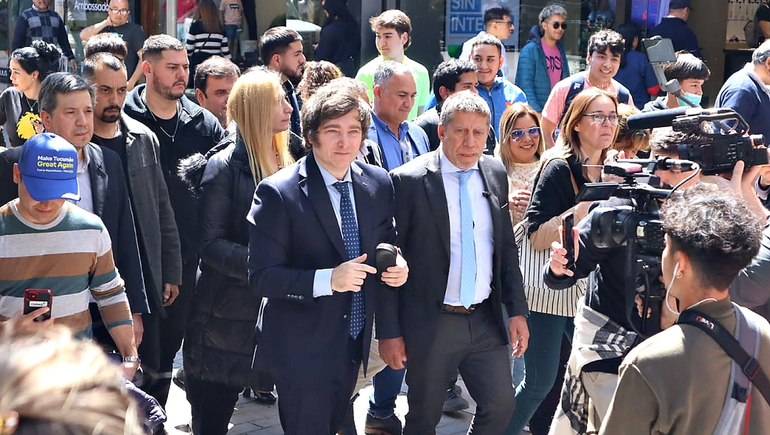 Milei, polémico, puso en duda a los desaparecidos