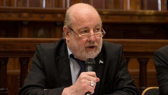 Estas maniobras irregulares generaban 4.000.000 pesos por mes.