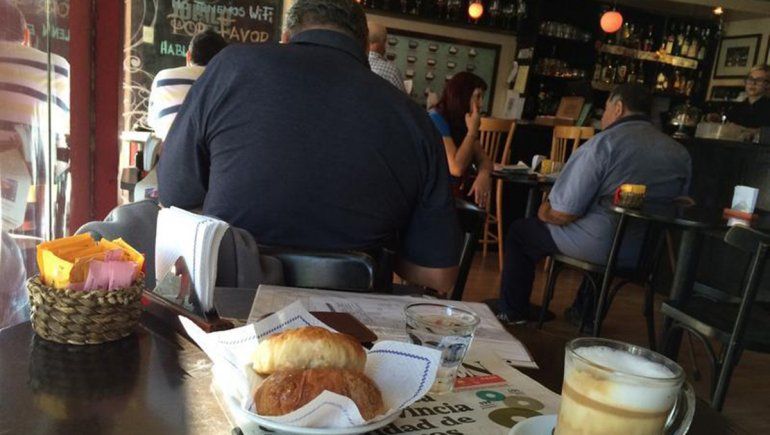 Por la crisis, bajó la cortina un bar y símbolo cultural de la ciudad