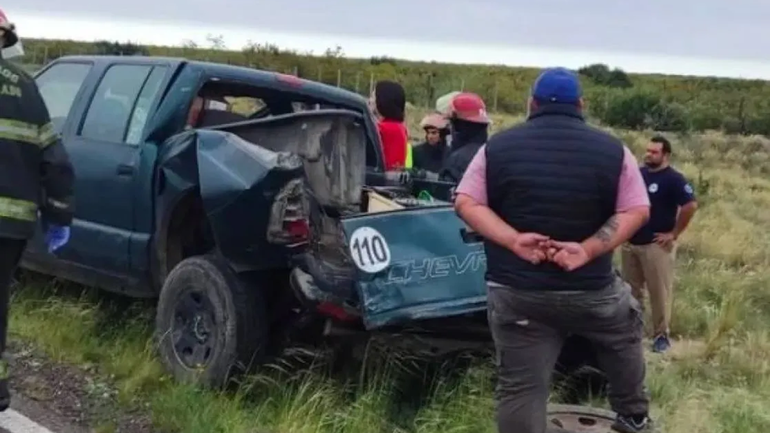 La camioneta chocada en Ruta 22 / Foto Gentileza