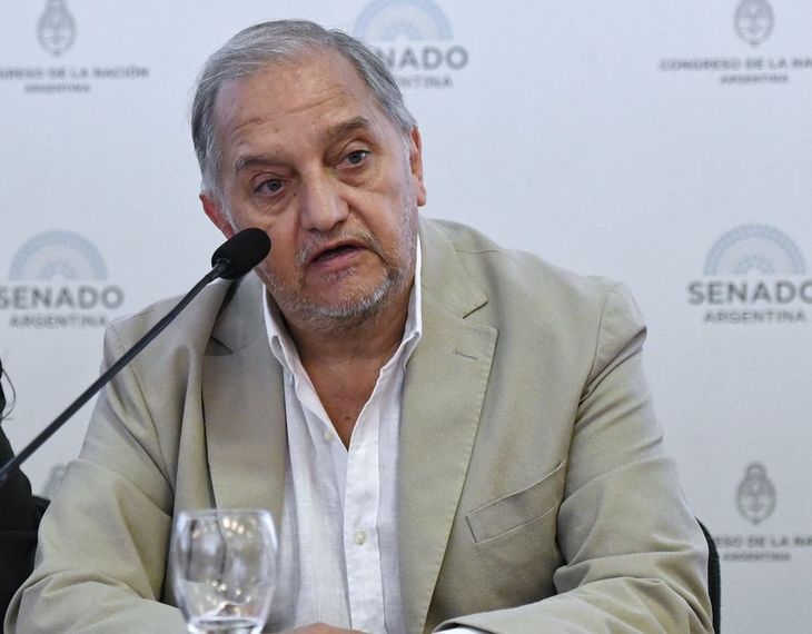 El senador Carlos Linares pidió convocar a una reunión de la Comisión de Presupuesto. (Foto: X @LinaresCarlosCR) El senador Carlos Linares pidió convocar a una reunión de la Comisión de Presupuesto. (Foto: X @LinaresCarlosCR)