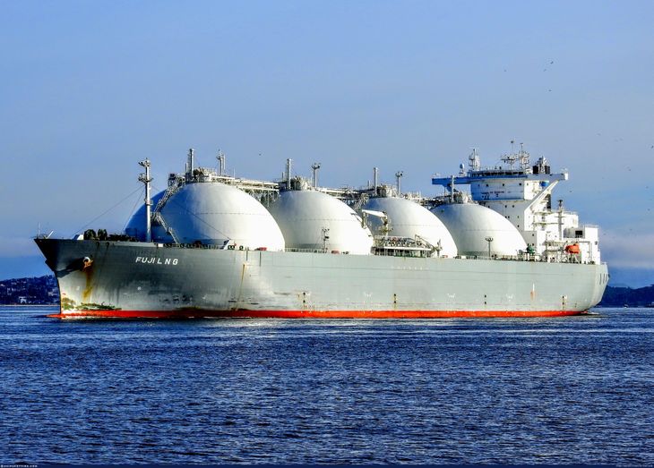 GNL: El buque FLNG MKII llegará a Río Negro en 2028.