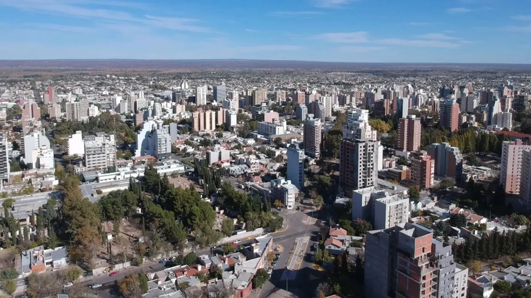 Turismo en Semana Santa: Ingresaron $1.200 millones durante el finde XXL a la ciudad de Neuquén
