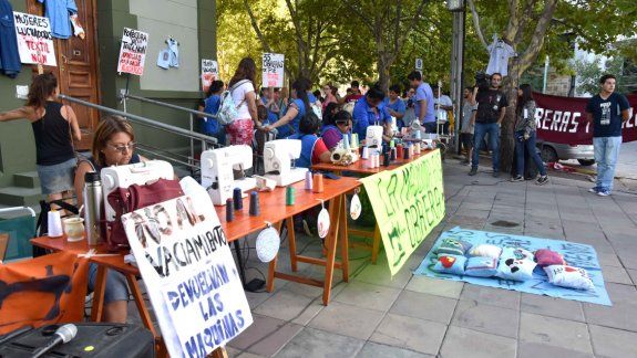 textiles haran otro maquinazo en defensa de su trabajo
