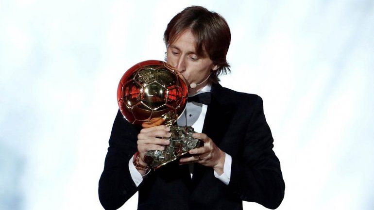 El croata Modric termina con el reinado de Lio y Cristiano: ganó el Balón de Oro
