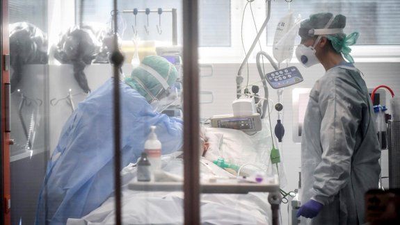 Las muertes en Italia ya superaron la barrera de los 10 mil