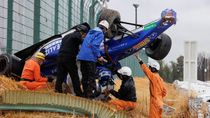 el impactante choque y vuelco de un excompanero de colapinto en la formula japonesa el impactante choque y vuelco de un excompanero de colapinto en la formula japonesa