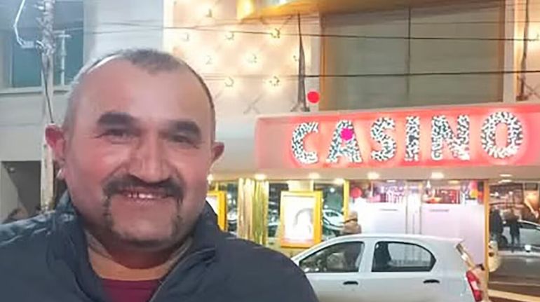 Antonio Miranda ganó 100 millones en el Casino de Río Gallegos y no se los pagaron.