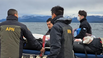 Este jueves por la mañana el sobreviviente de la avalancha en Cerro López pudo ser rescatado / Foto El Cordillerano Este jueves por la mañana el sobreviviente de la avalancha en Cerro López pudo ser rescatado / Foto El Cordillerano