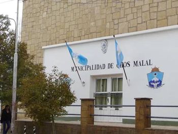 Los imputados por el delito de daño agravado son tres municipales. Los imputados por el delito de daño agravado son tres municipales.