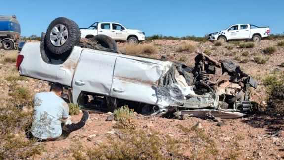 Fuerte choque frontal entre dos camionetas cerca de Rincón