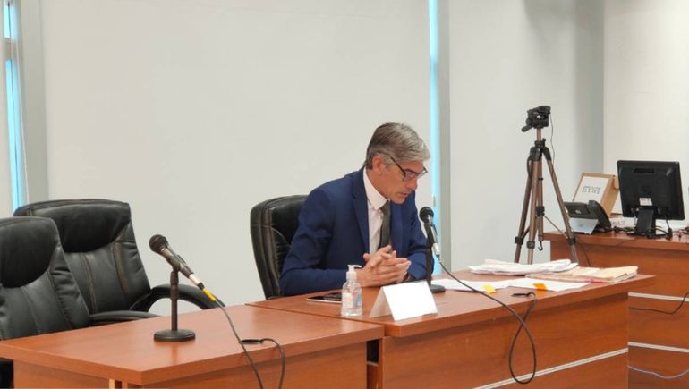 Fiscal jefe, Maximiliano Breide Obeid. Fiscal jefe, Maximiliano Breide Obeid.