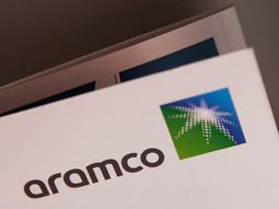 Movimientos desde Medio Oriente: ¿Aramco apunta a Vaca Muerta? (REUTERS/Maxim Shemetov/File Photo) Movimientos desde Medio Oriente: ¿Aramco apunta a Vaca Muerta? (REUTERS/Maxim Shemetov/File Photo)