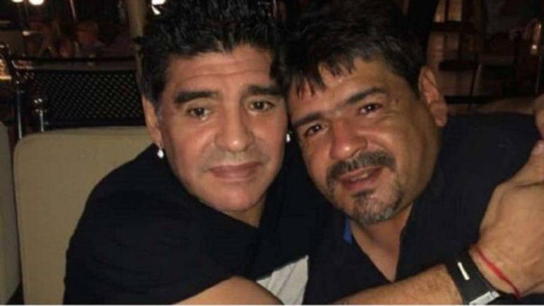 Hugo Maradona lamentó no poder haber llegado al funeral de su hermano
