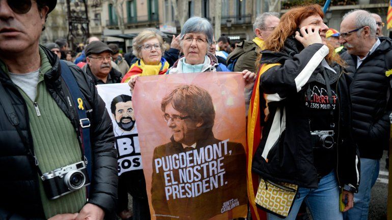 Puigdemont había dado una charla en Finlandia y quería volver a Bélgica.
