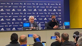 Sebastián Bataglia anunció su continuidad en Boca